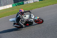 PJM-Wedding-Photography;enduro-digital-images;event-digital-images;eventdigitalimages;mallory-park;mallory-park-photographs;mallory-park-trackday;mallory-park-trackday-photographs;no-limits-trackdays;peter-wileman-photography;racing-digital-images;trackday-digital-images;trackday-photos